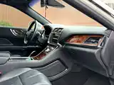 Фото 8 - Lincoln Continental