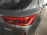 Photo 8 - Infiniti QX50