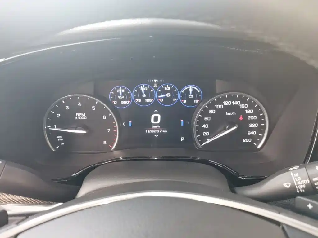 Photo 12 - Cadillac XT5