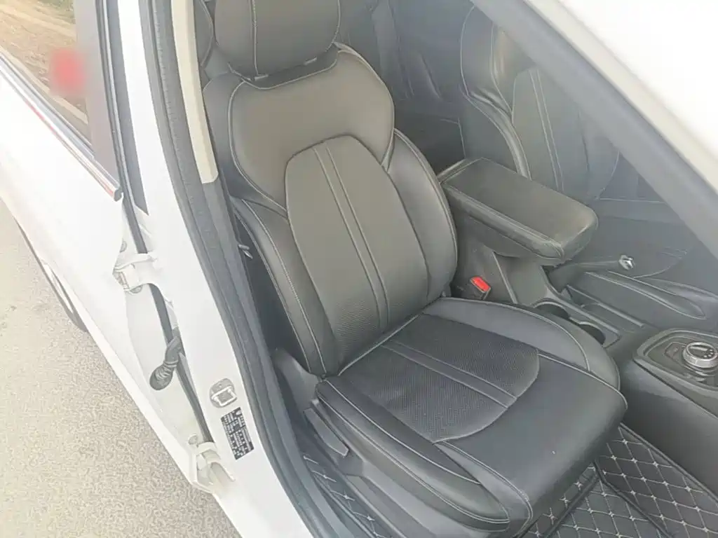 Photo 25 - Baojun 360