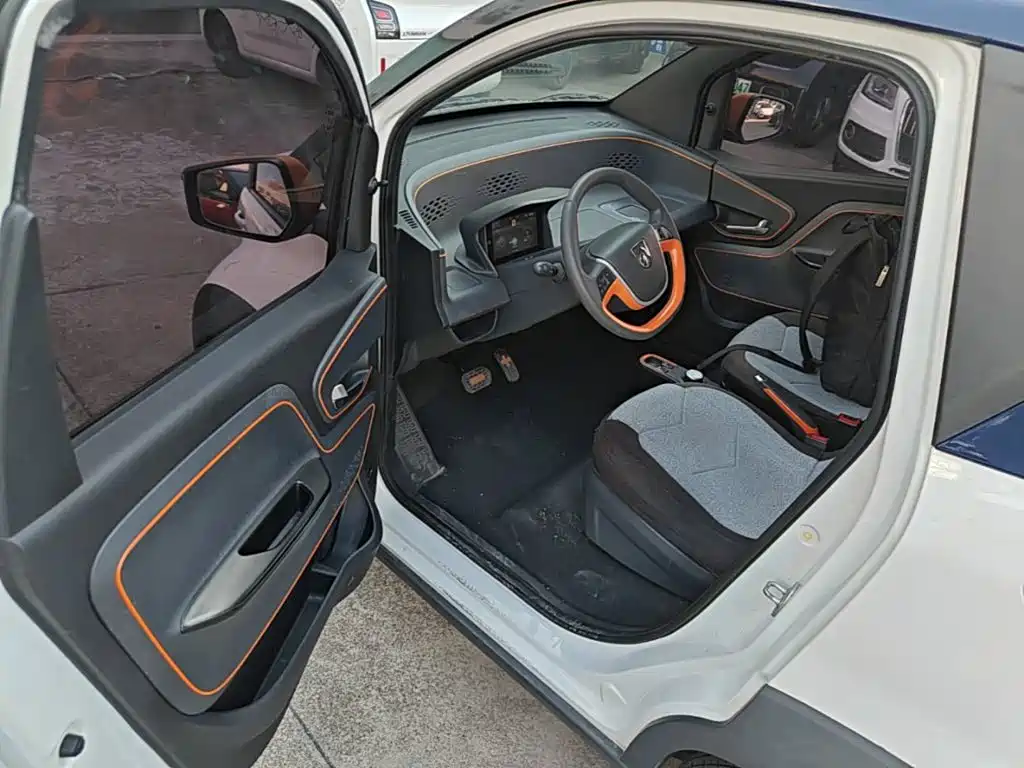 Baojun E100 2019 2019 250KM Smart Edition