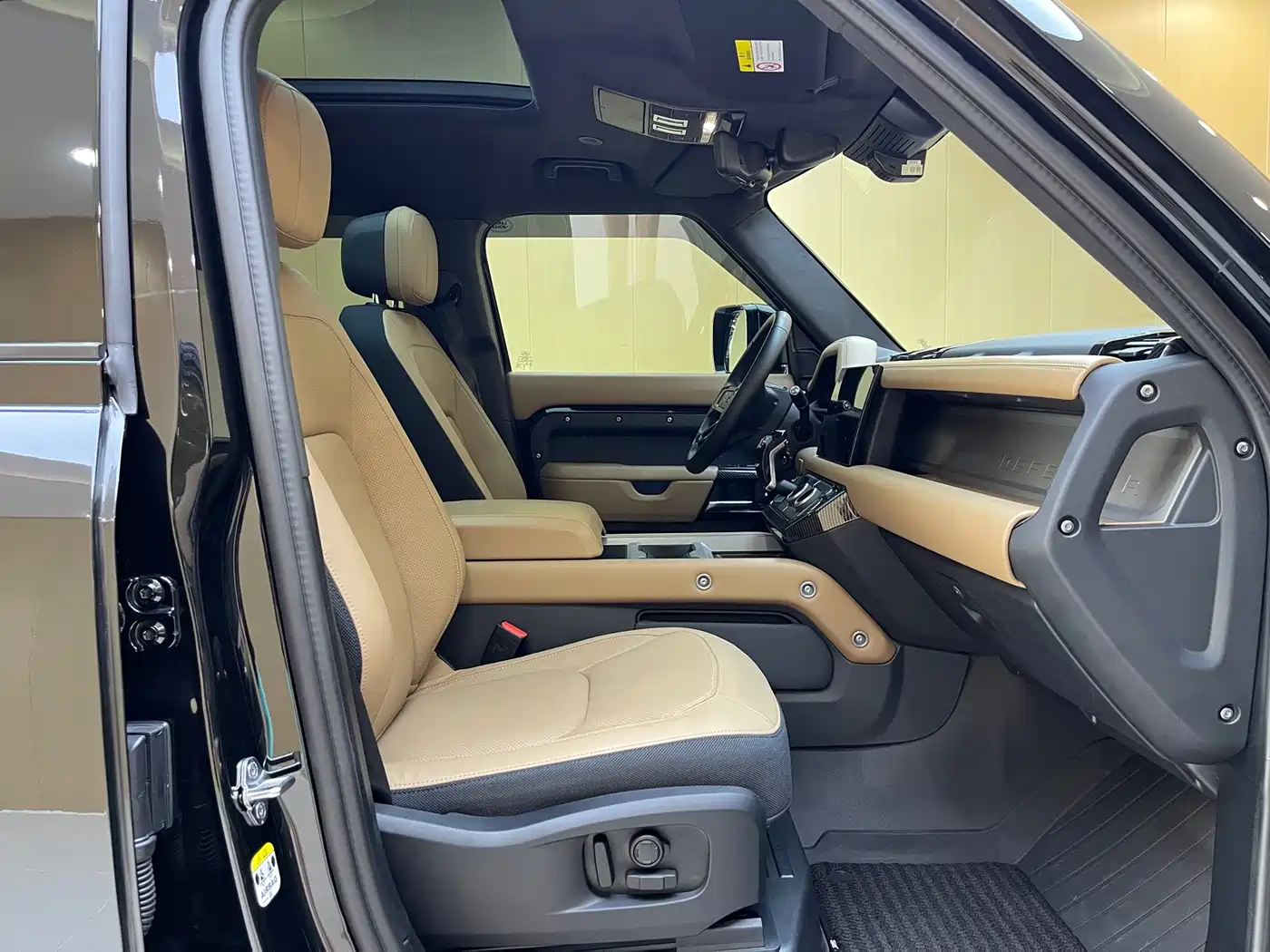 Land Rover Defender 2025 2025 110 3.0T P400 -Dynamic HSE