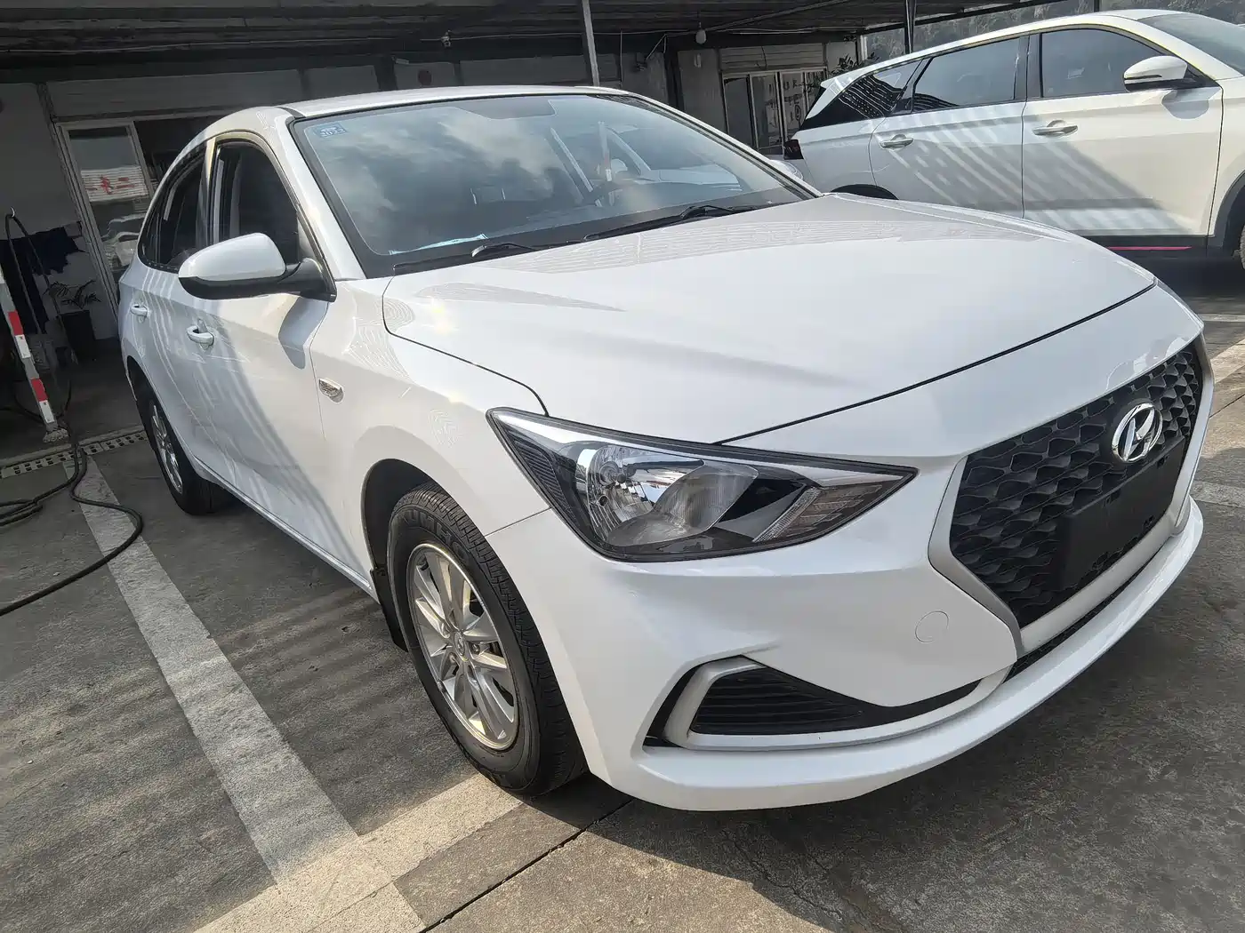 HYUNDAI YUEDONG