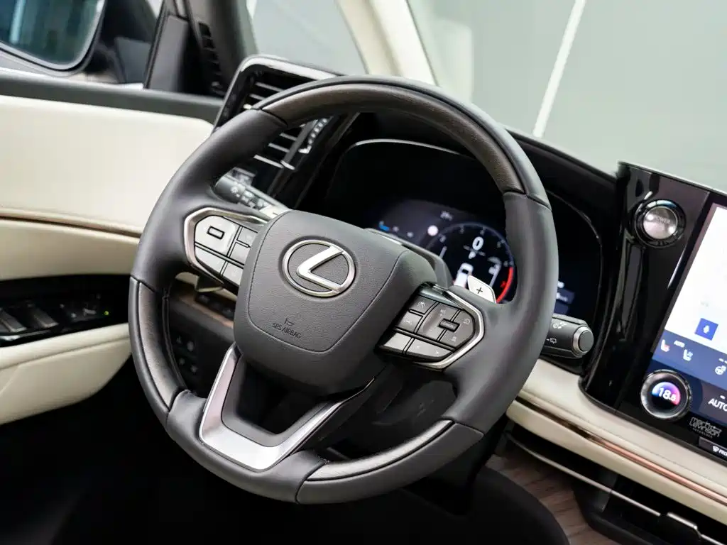 Lexus LM 2026 2025 Model 500h Four-Seater Imperial Edition