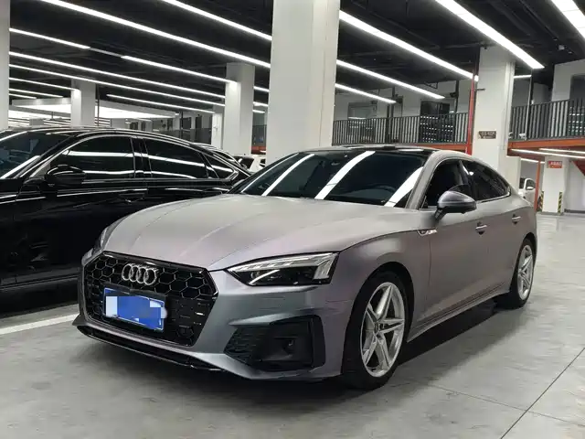 Audi A5 Sportback 40 TFSI, Стиль Драйв
