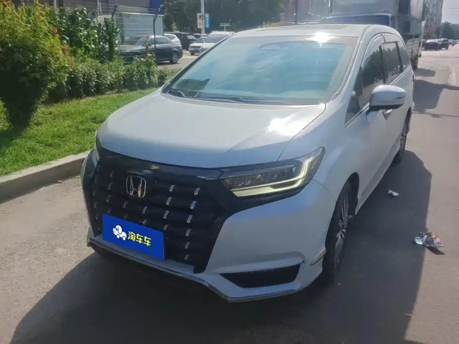 Honda Elysion 2024 2024 2.0L e:HEV Luxury Edition