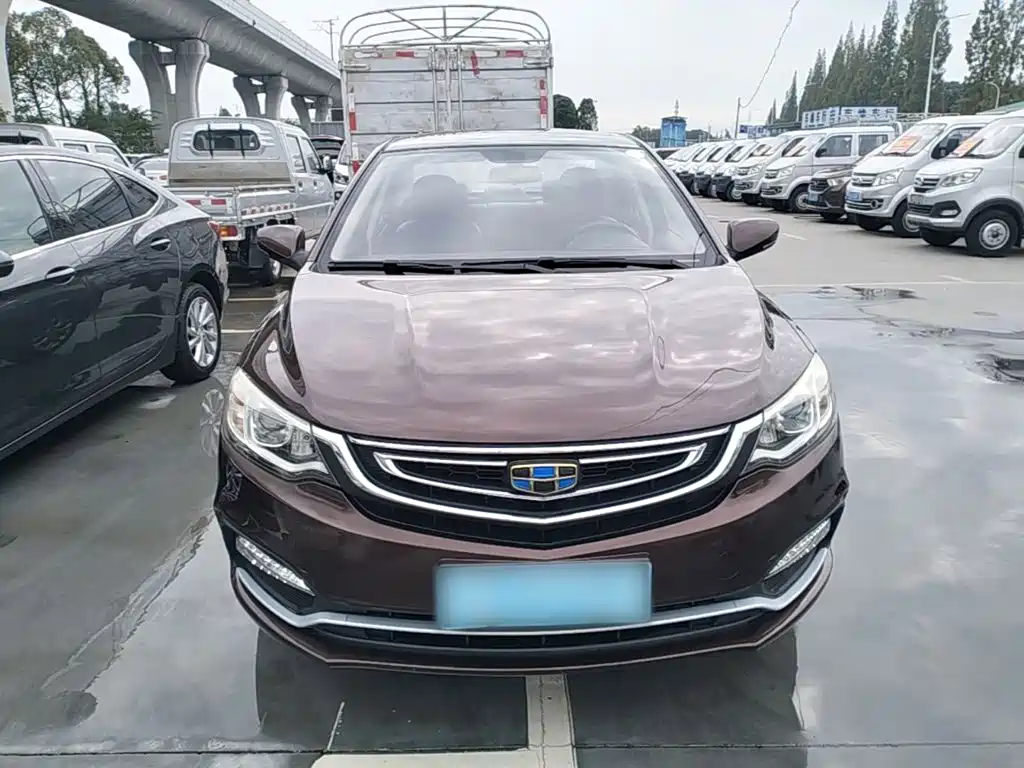 Фото 3 - Geely Vision