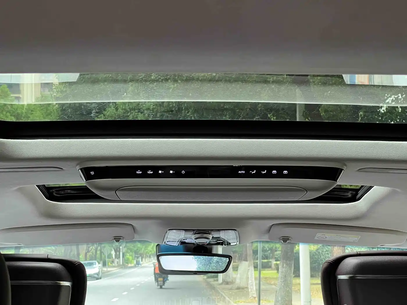Buick Century 2025 2025 2.0T 6-Seater World Edition