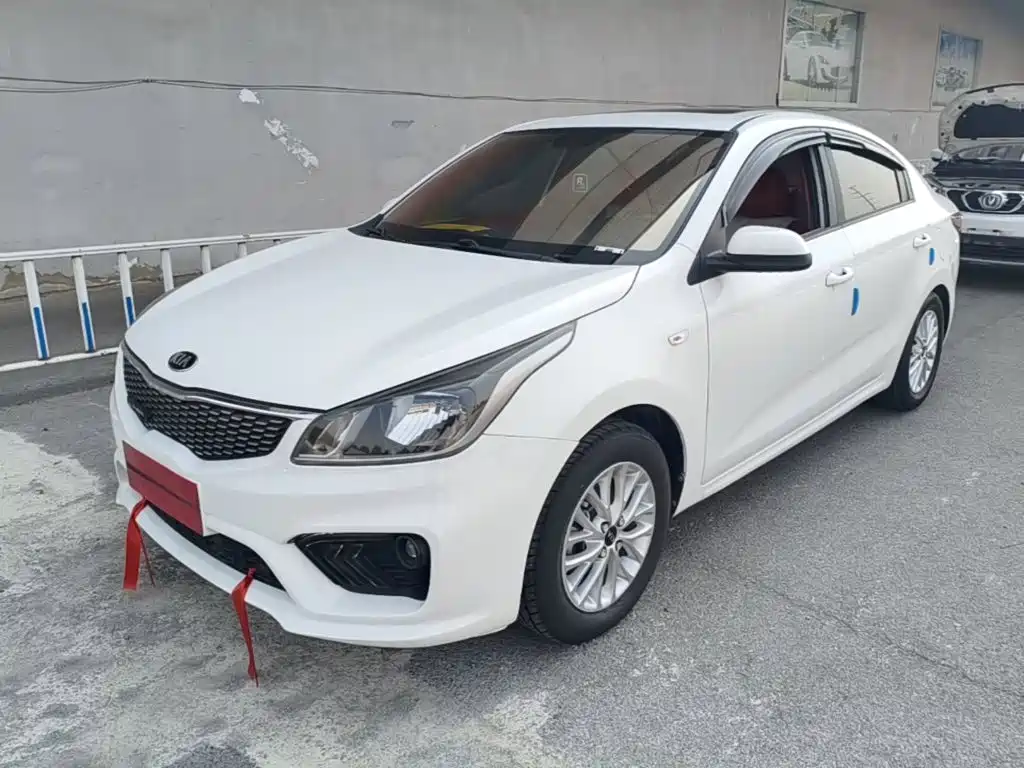 Kia K2 2017 2017 Sedan 1.4L AT GLS