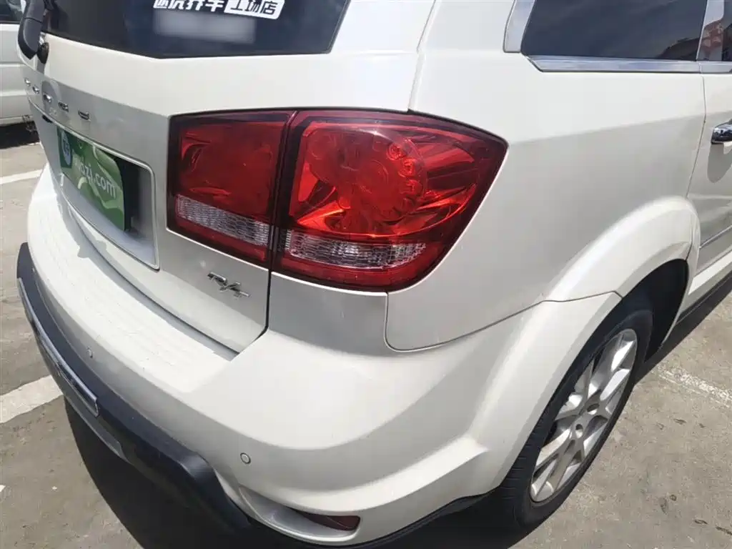 Dodge Journey 2016 2013 Model 2.4L 2WD Premium Edition