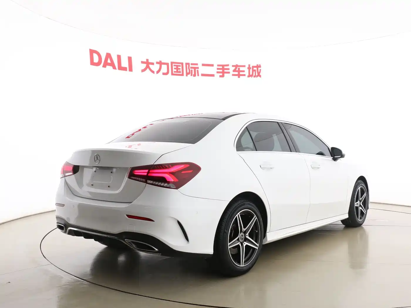 Mercedes-Benz A-Class 2020 A 200 L Sport Sedan фото 14