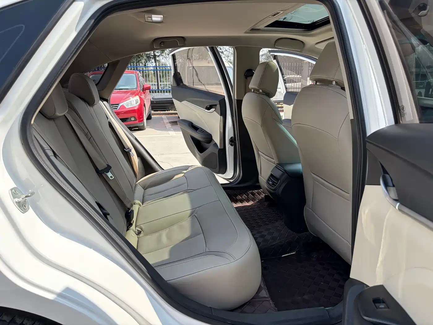Buick Excelle 2018 15T Manual Elite (China V) фото 14