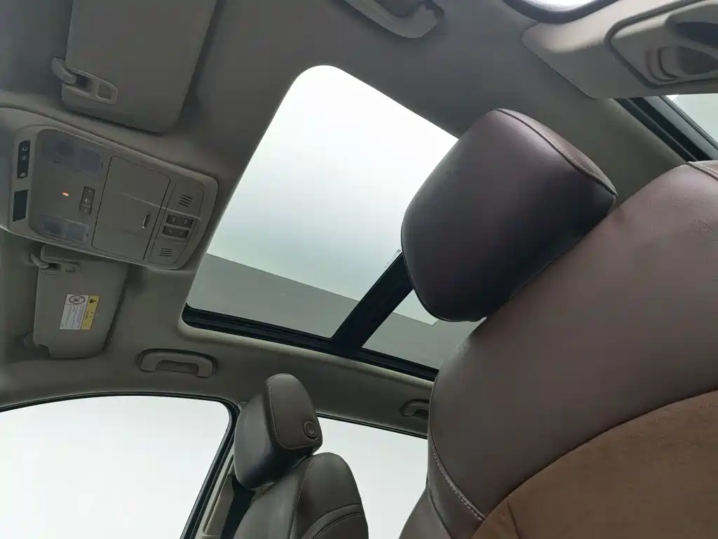 Фото 14 - Buick Envision Plus