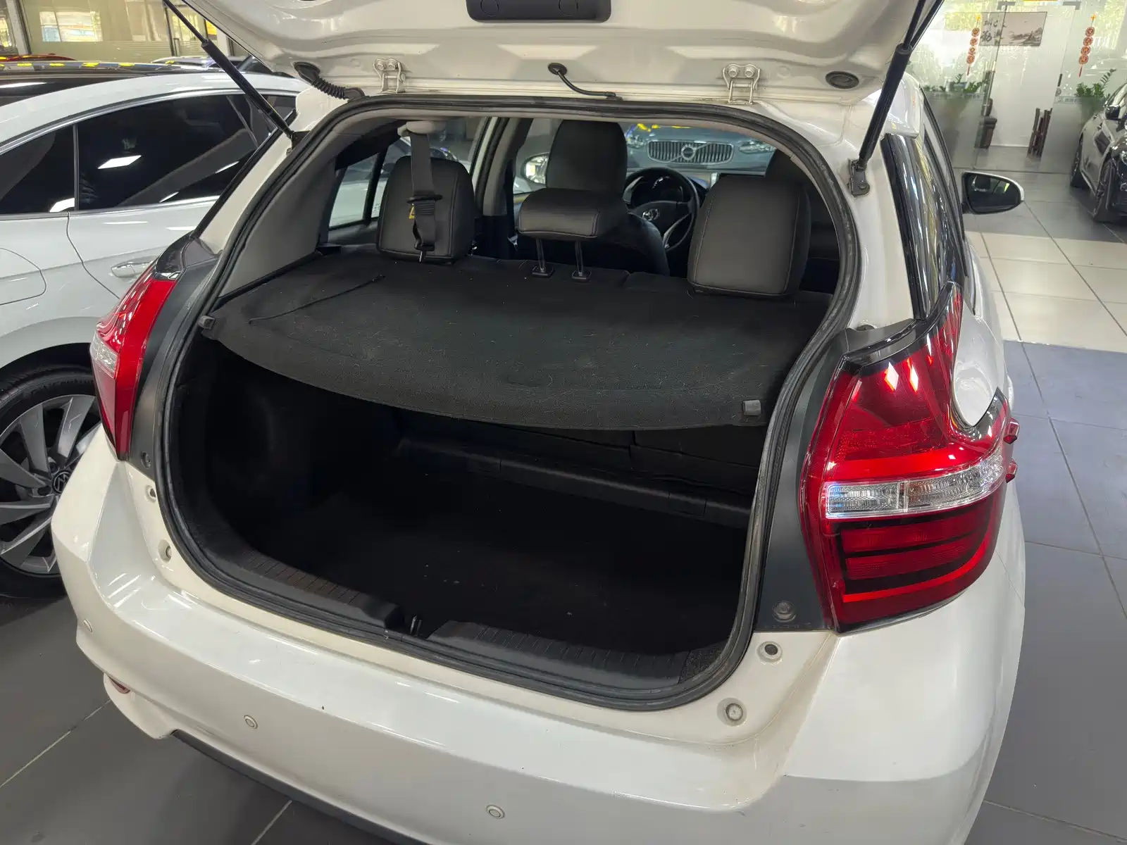 Photo 12 - Toyota YARiS L Zhi Xuan
