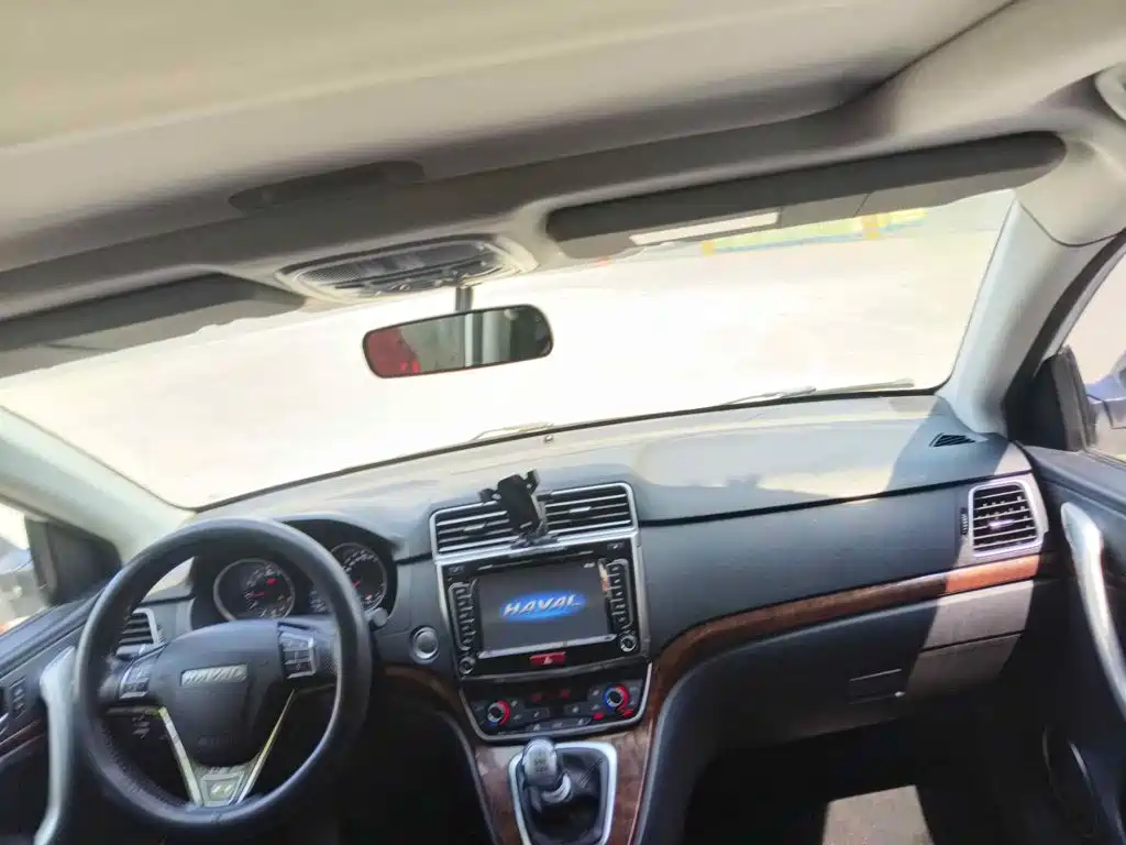 Photo 12 - Haval H6
