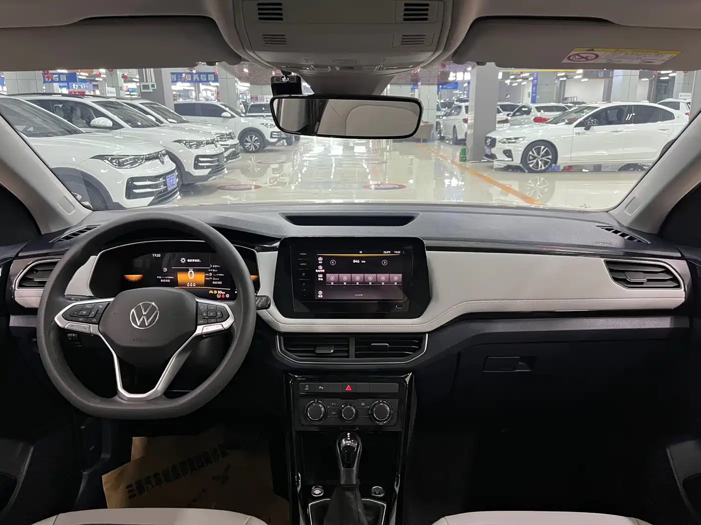 Volkswagen Tharu 2025 New Edge 1.5L Aspiration Edition фото 7