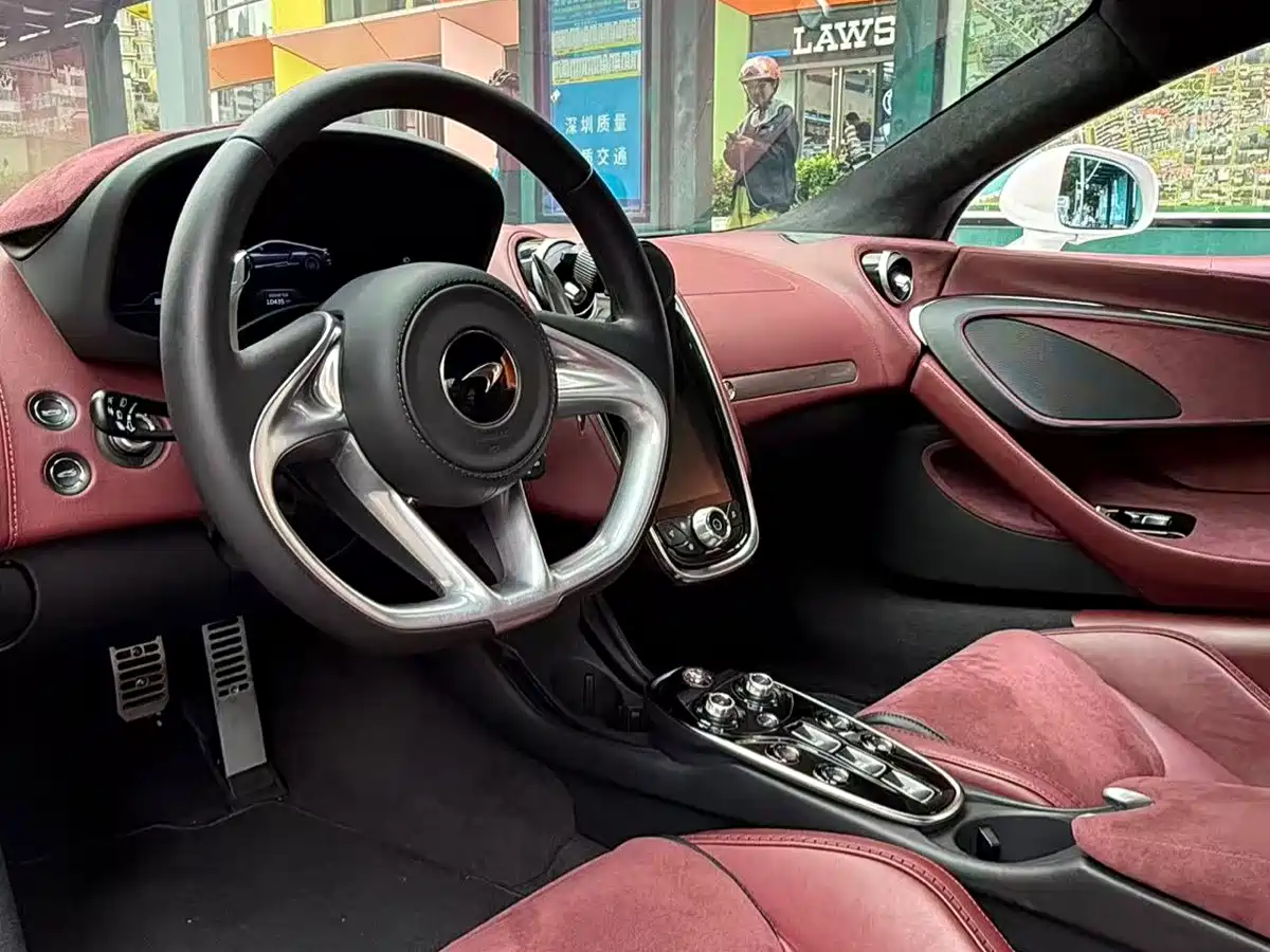 McLaren GT 2023 2023 4.0T Standard Model