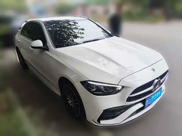 Mercedes-Benz C-Class 2022 C 260 L Sport Edition — фото 3