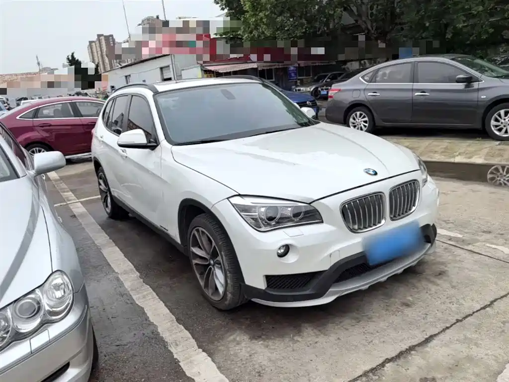 BMW X1 2015 Model sDrive18i Leading Advanced Edition фото 4