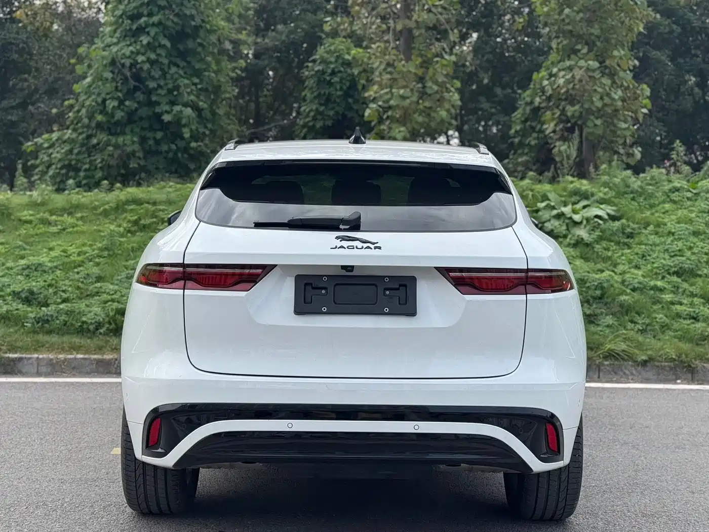 Jaguar F-PACE 2024 2025 P250 R-Dynamic SE