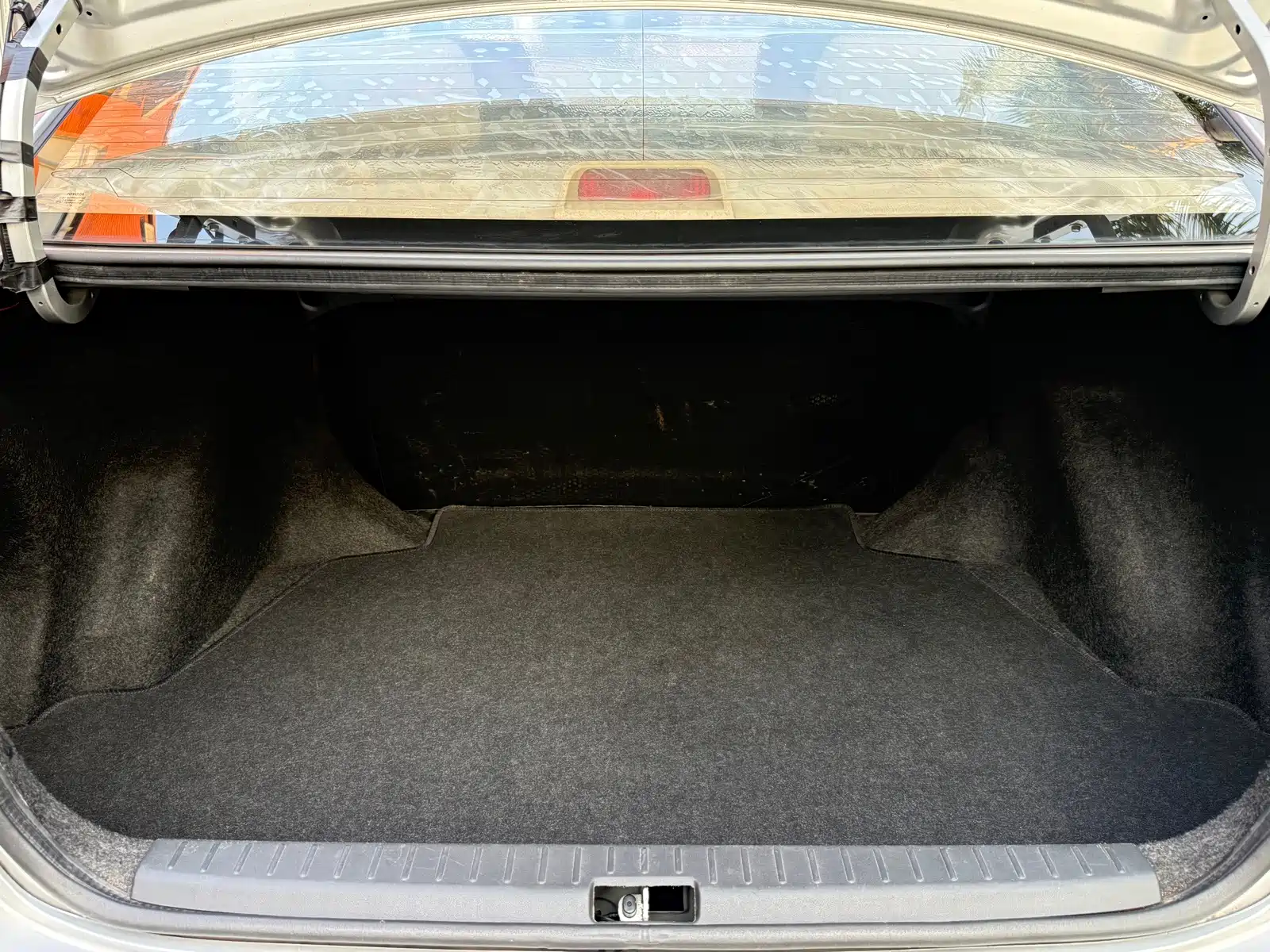 Photo 10 - Toyota Corolla