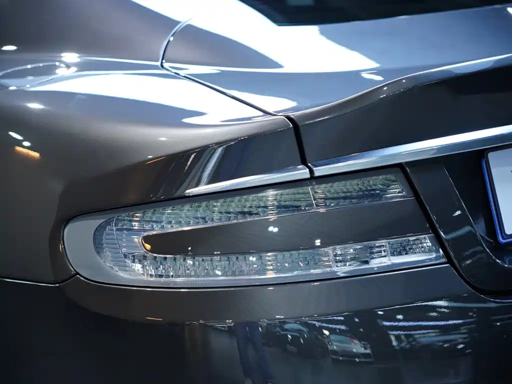 Aston Martin DBS 2010 2009 6.0 Touchtronic Coupe
