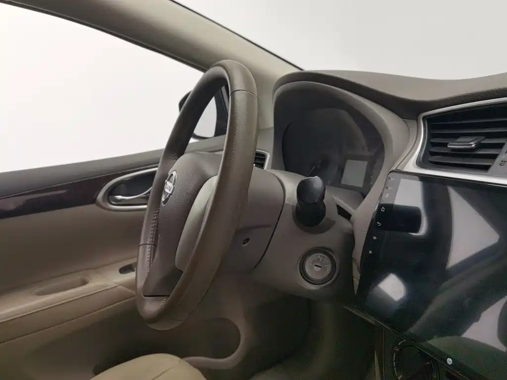Фото 22 - Nissan Sylphy