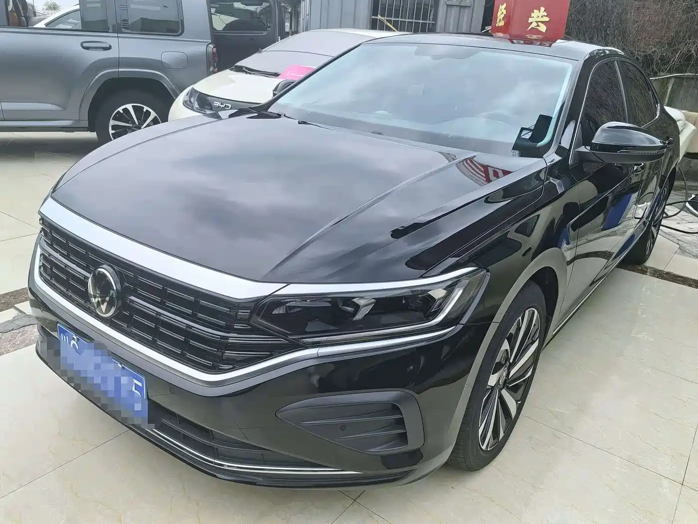 Фото 1 - Volkswagen Passat