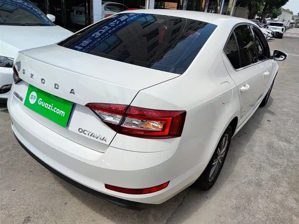 SKODA OCTAVIA