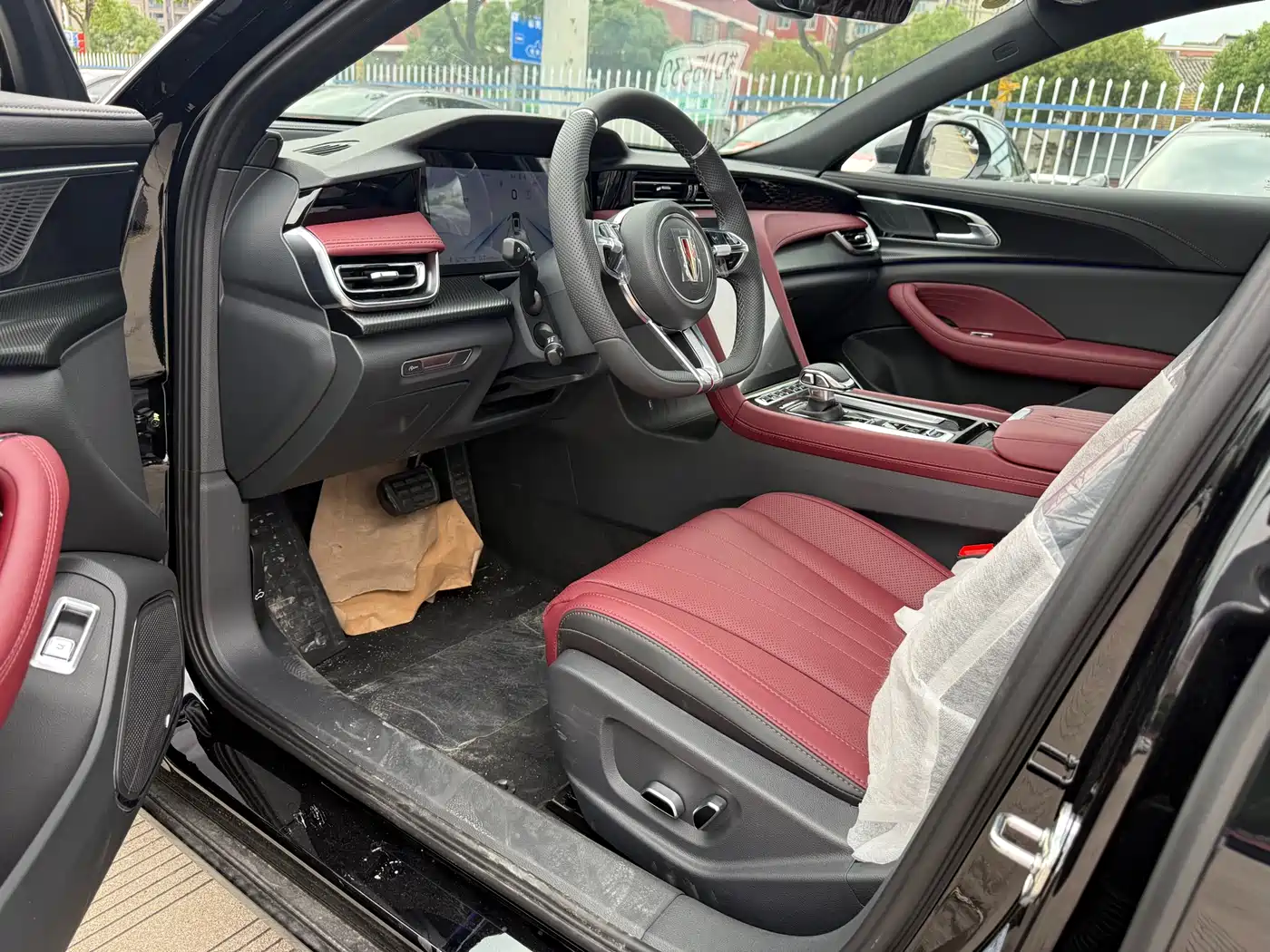 Hongqi H5 2026 2025 2.0T Automatic Mystic Shadow 2 Million Edition