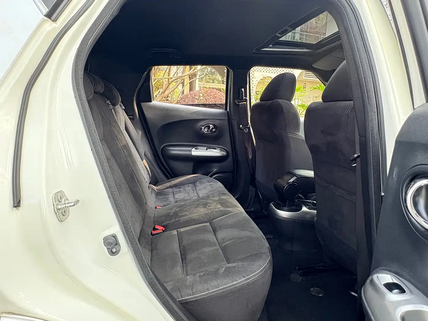 Infiniti ESQ 2019 2014 1.6L Free Edition