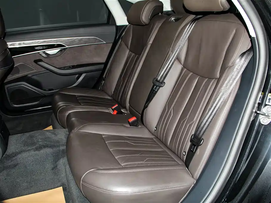 Audi A8 2024 Model A8L 45 TFSI quattro Luxury фото 20