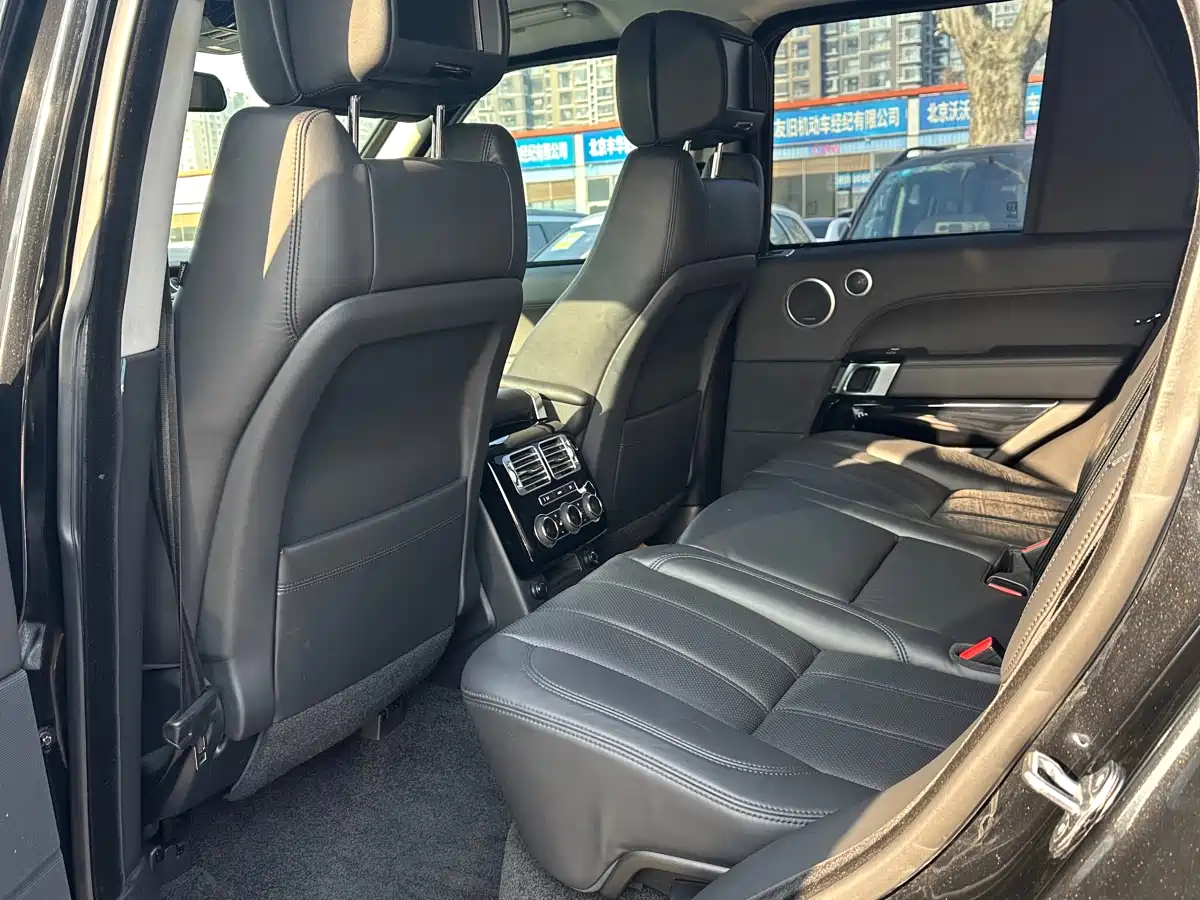 Land Rover Range Rover 2016 3.0 SC V6 Vogue фото 11
