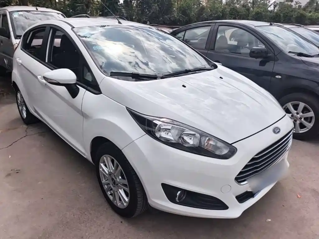 Ford Fiesta 2015 2013 Hatchback 1.5L Automatic Fashion