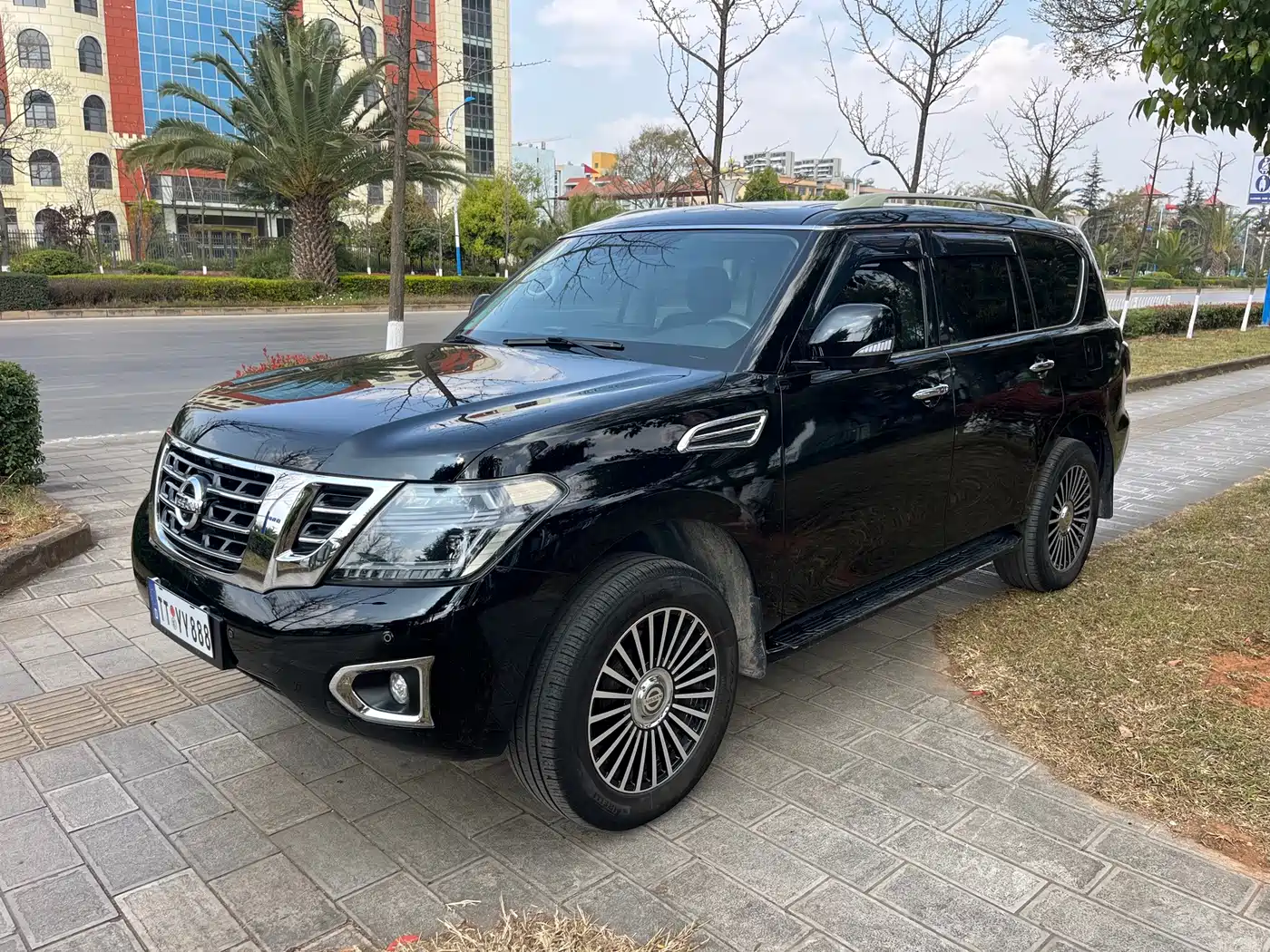 Nissan Patrol 2020 2018 4.0L Leadership