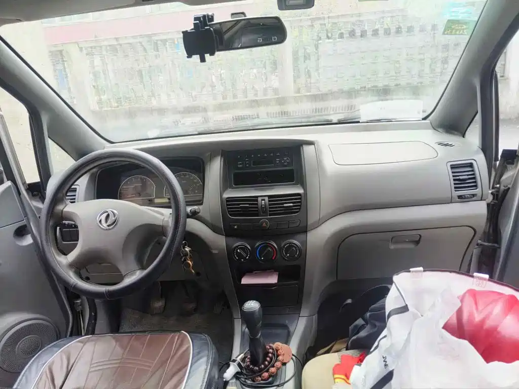 Dongfeng ZNA Shuaike 2014 2013 Facelift 1.5L Manual Standard 7-seater China IV