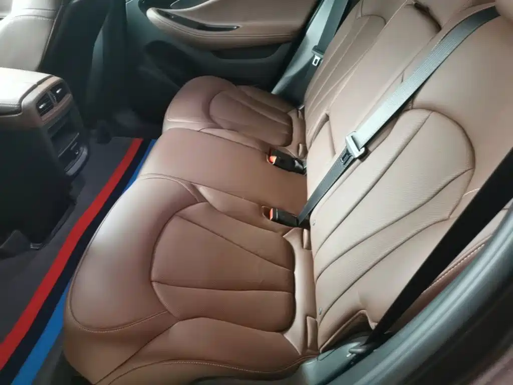Фото 17 - Buick Envision Plus