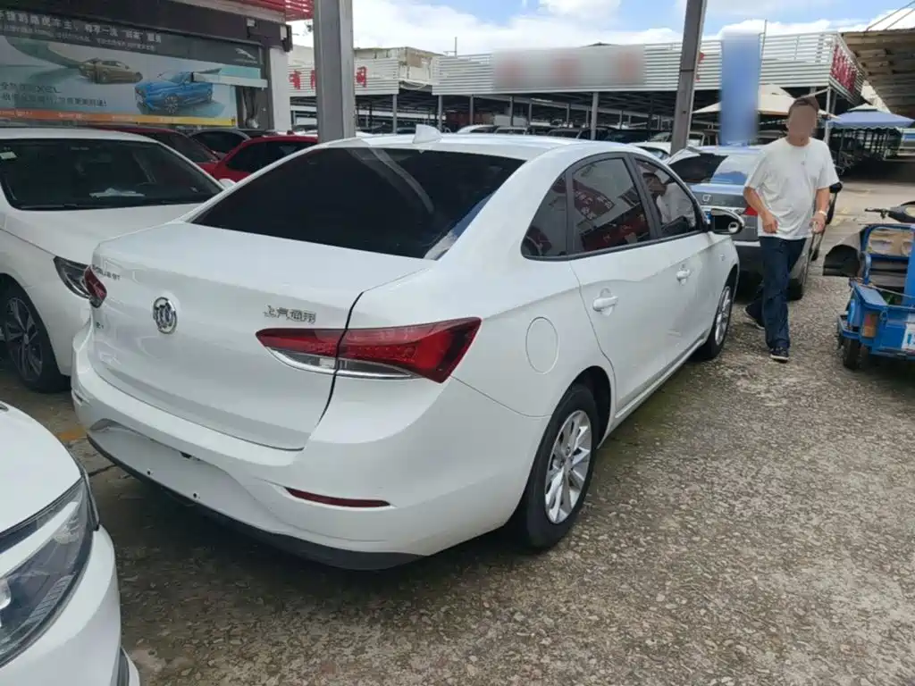 Фото 7 - Buick Excelle