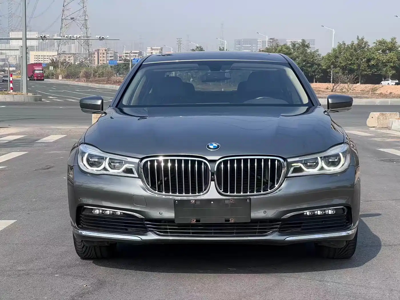 BMW 7 Series 2018 730Li Premium Type Excellence Package фото 2