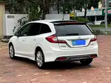 Фото 3 - Honda Jade