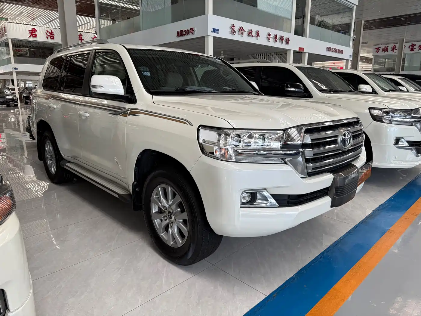 Toyota Land Cruiser (Import) 2020