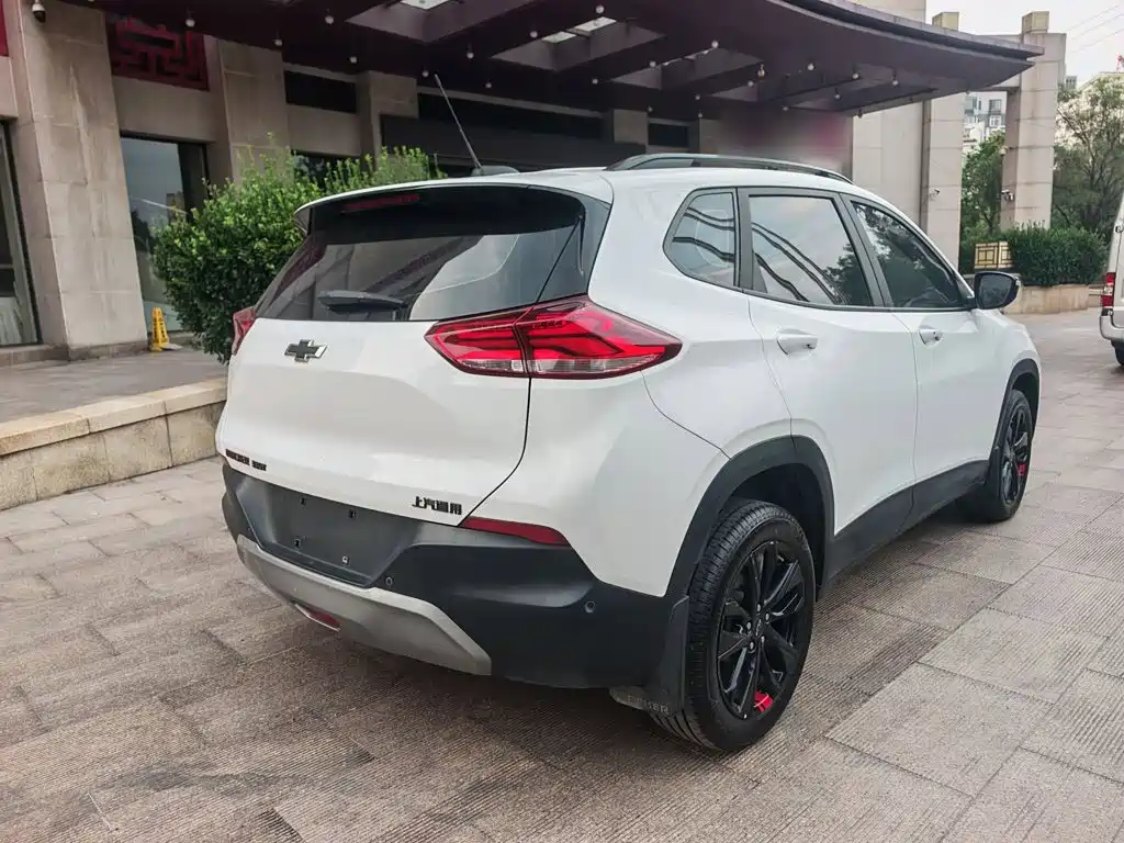 Chevrolet Trax 2020 2019 Redline 335T CVT Extreme Edition (China VI)