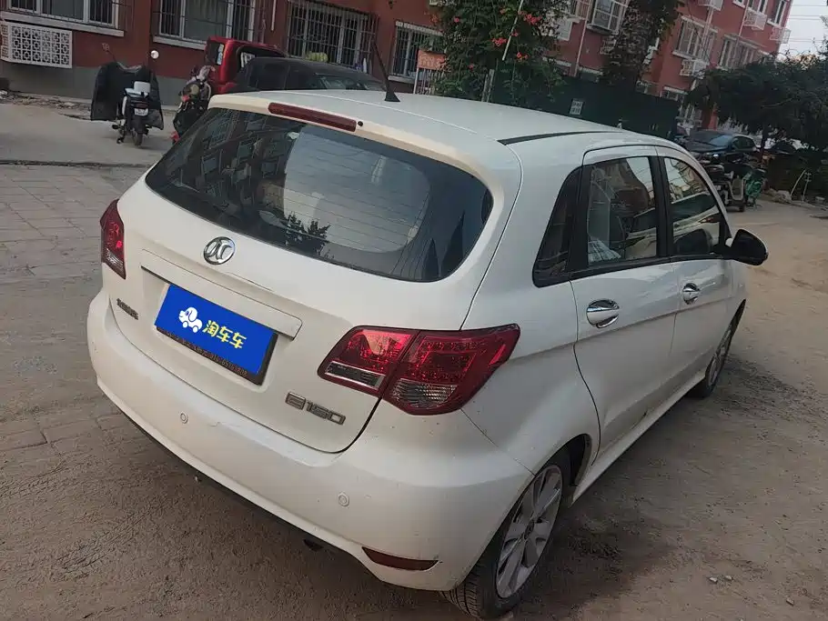BAIC E-Series 2012 2012 Hatchback 1.5L Automatic Leshang Edition
