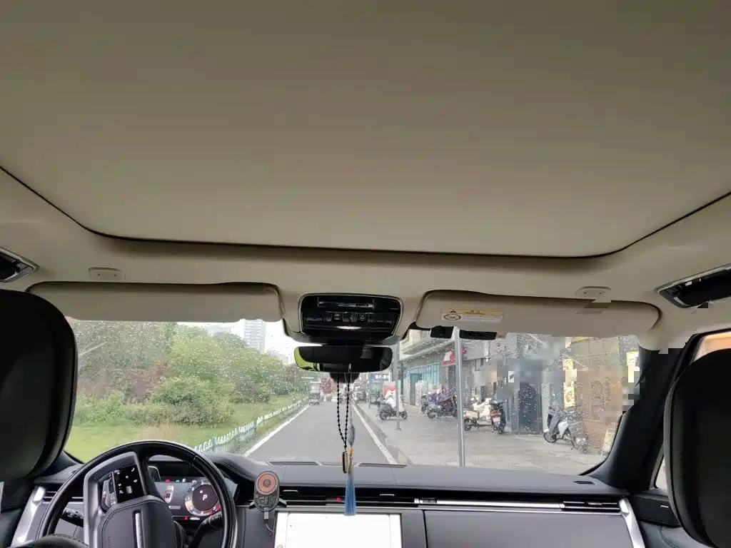 Фото 9 - Land Rover Range Rover