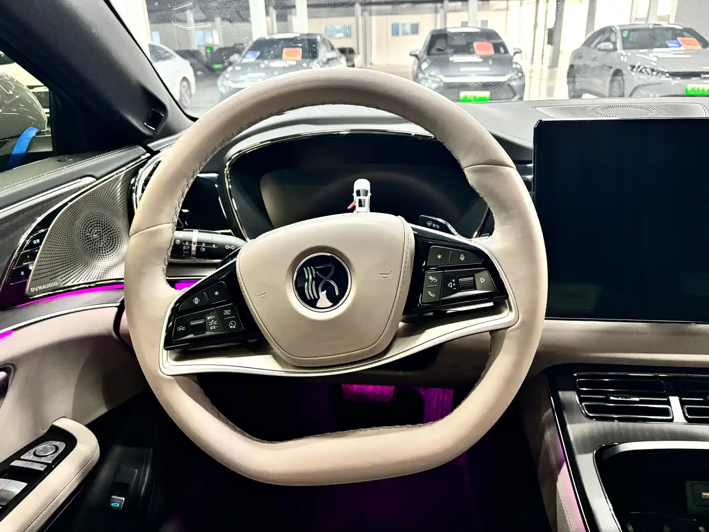 BYD Han 2025 DM-i 125KM LiDAR Smart Driving фото 10