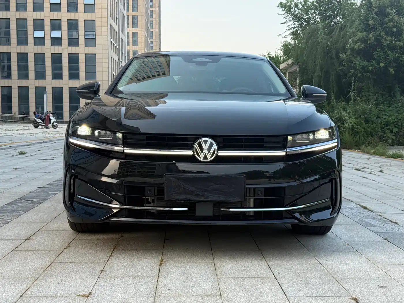 Фото 2 - Volkswagen Magotan