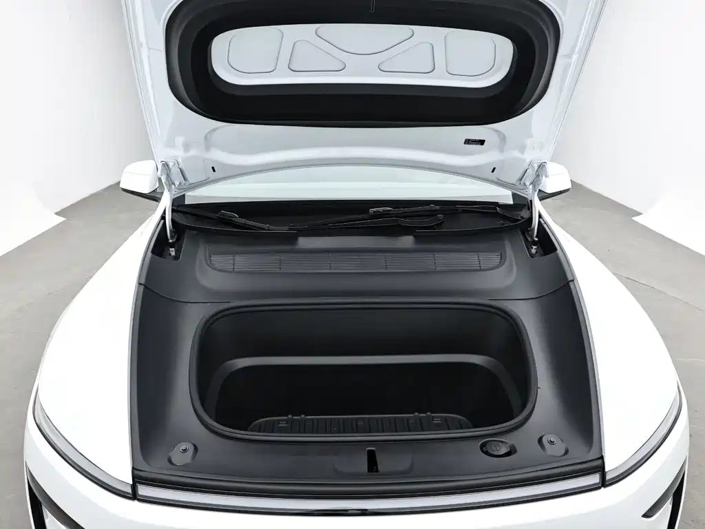Tesla Model Y L 2025 2025 Facelift Long Range AWD