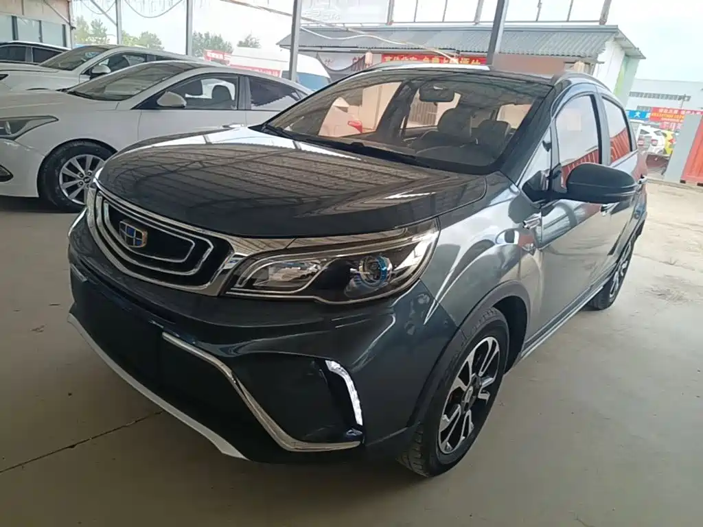Фото 1 - Geely Vision X3