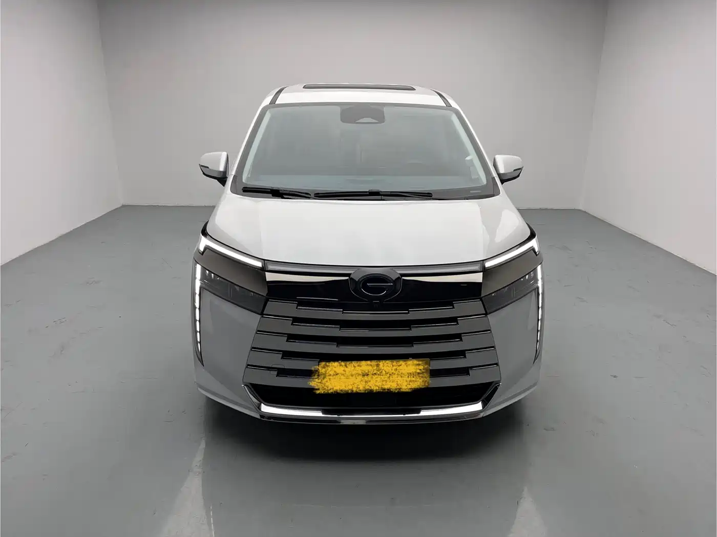 GAC Trumpchi Trumpchi E8 NEV 2024 150km Soaring Dragon Glory Edition фото 2