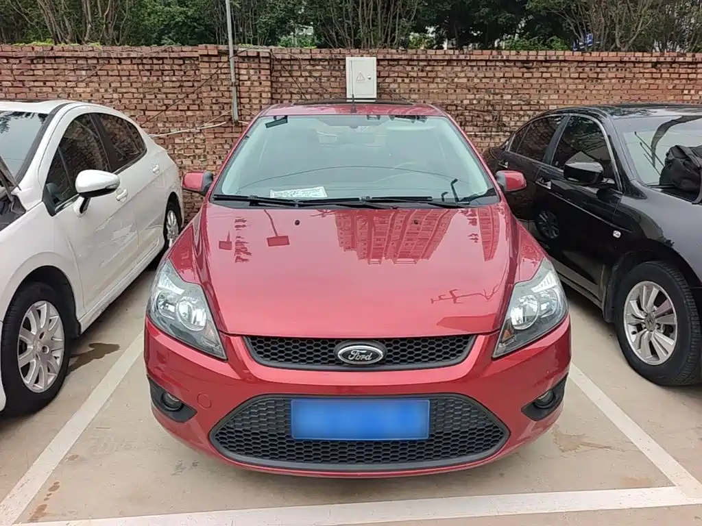 Ford Focus 2015 2013 Hatchback Classic 1.8L Auto Million Edition